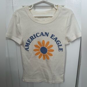 American Eagle baby style T-shirt XS